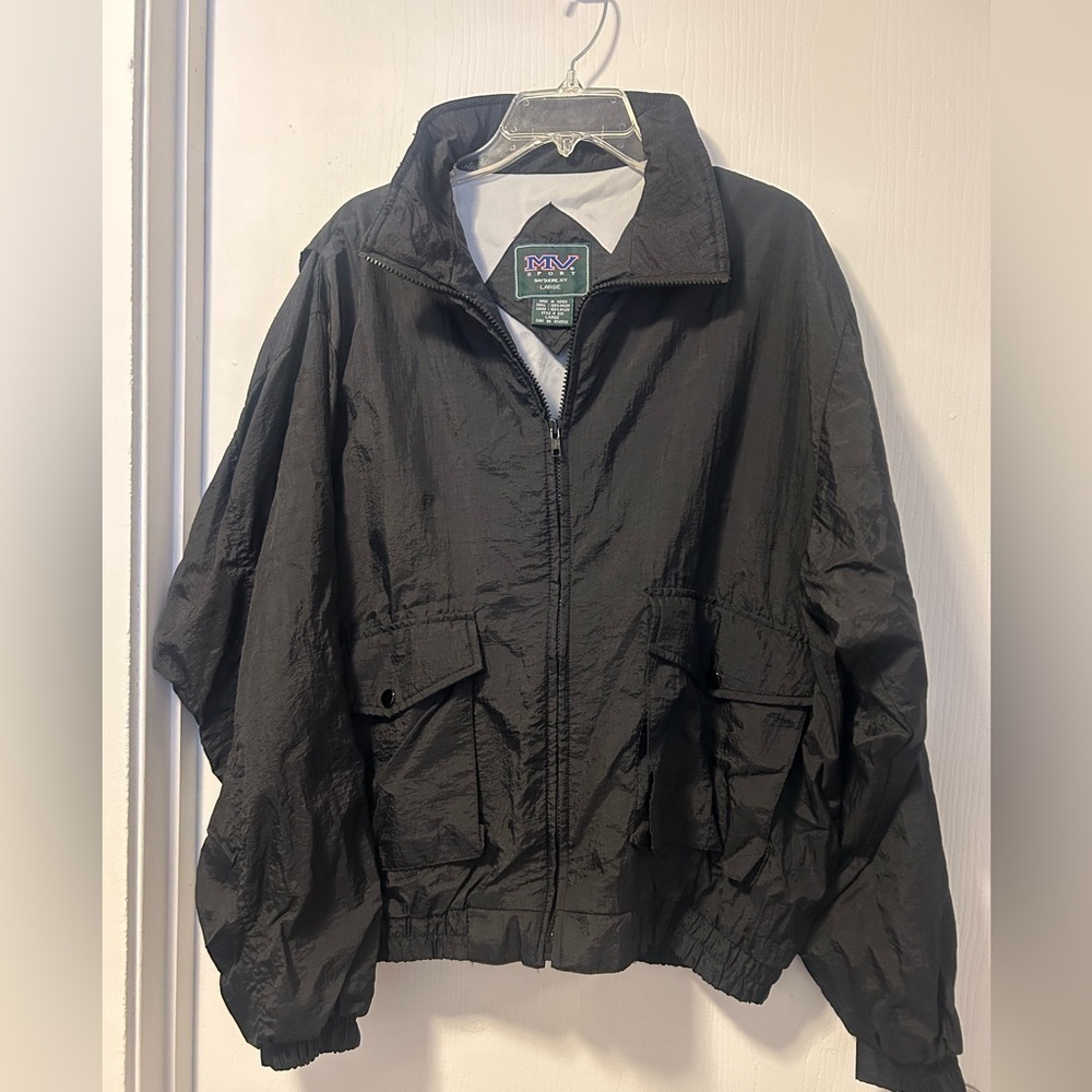 MV Sport 90’s Midweight‎ Windbreaker, Men’s Large